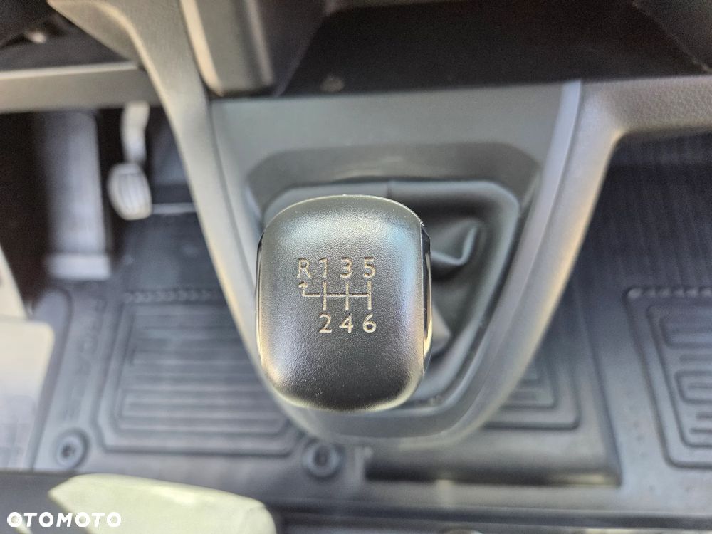 Opel Vivaro Extra Long 3,0t (bryg.) - 32