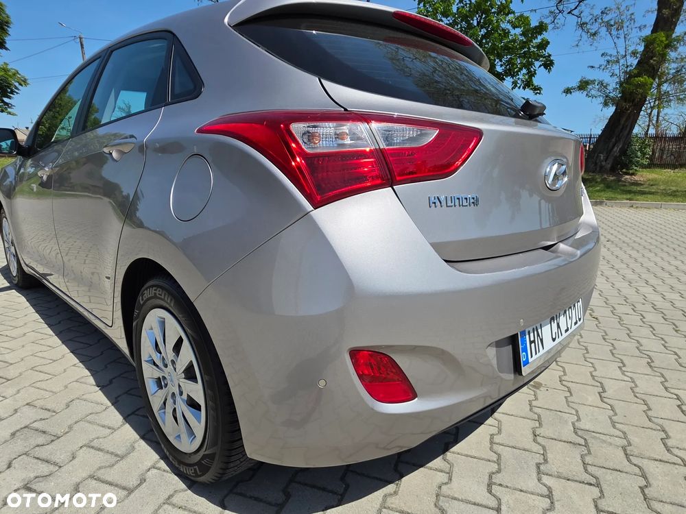 Hyundai i30 1.4 BlueDrive Run - 11