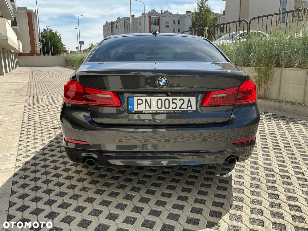 BMW Seria 5 520d Luxury Line - 36