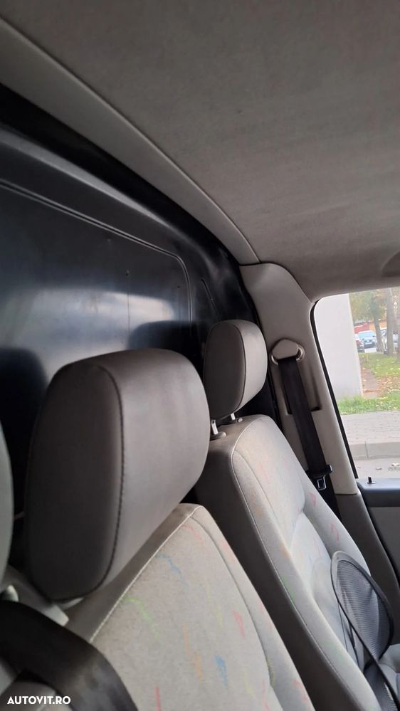 Volkswagen Transporter Caravelle Comfortline Scurt - 10