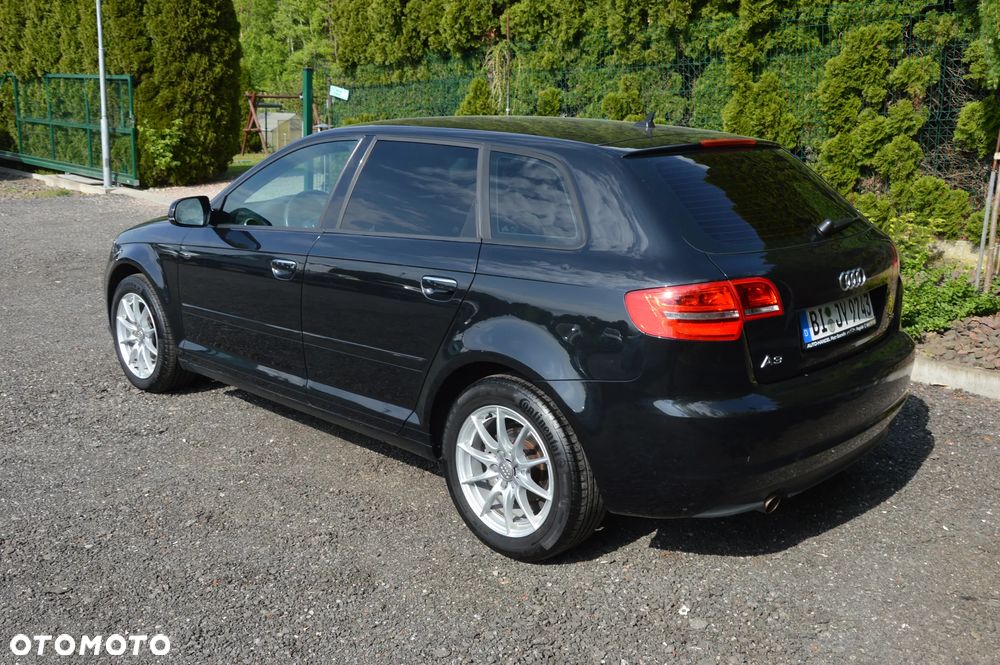 Audi A3 Sportback - 18