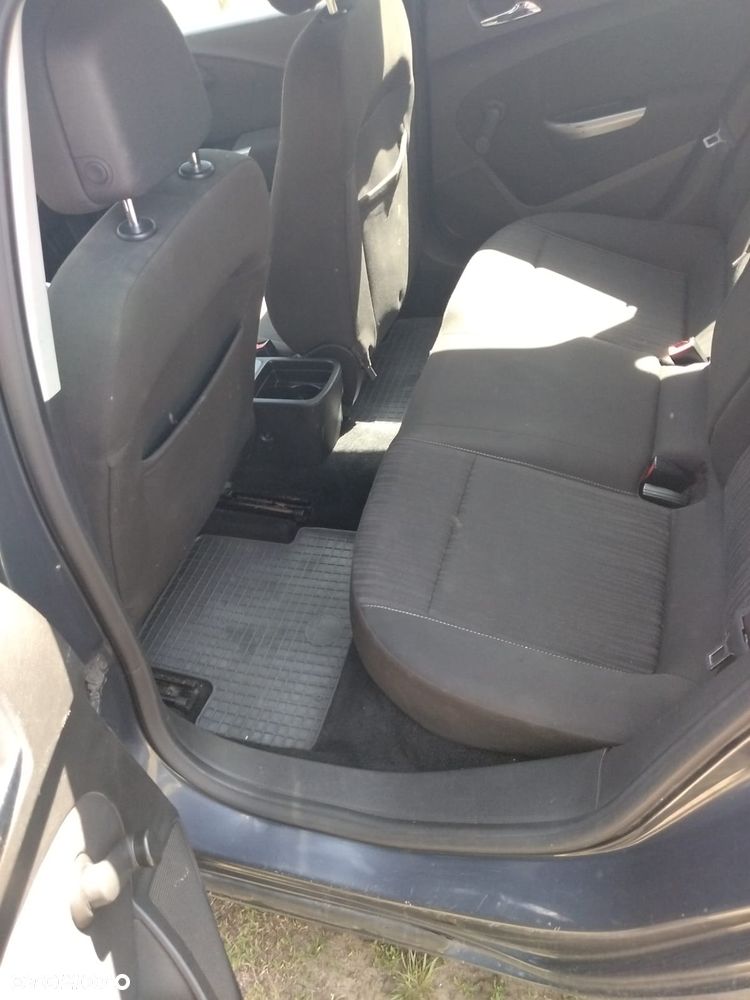 Opel Astra - 10