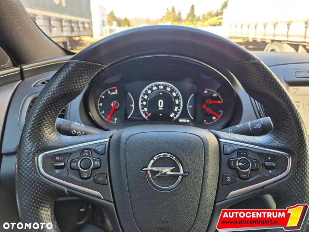Opel Insignia - 19
