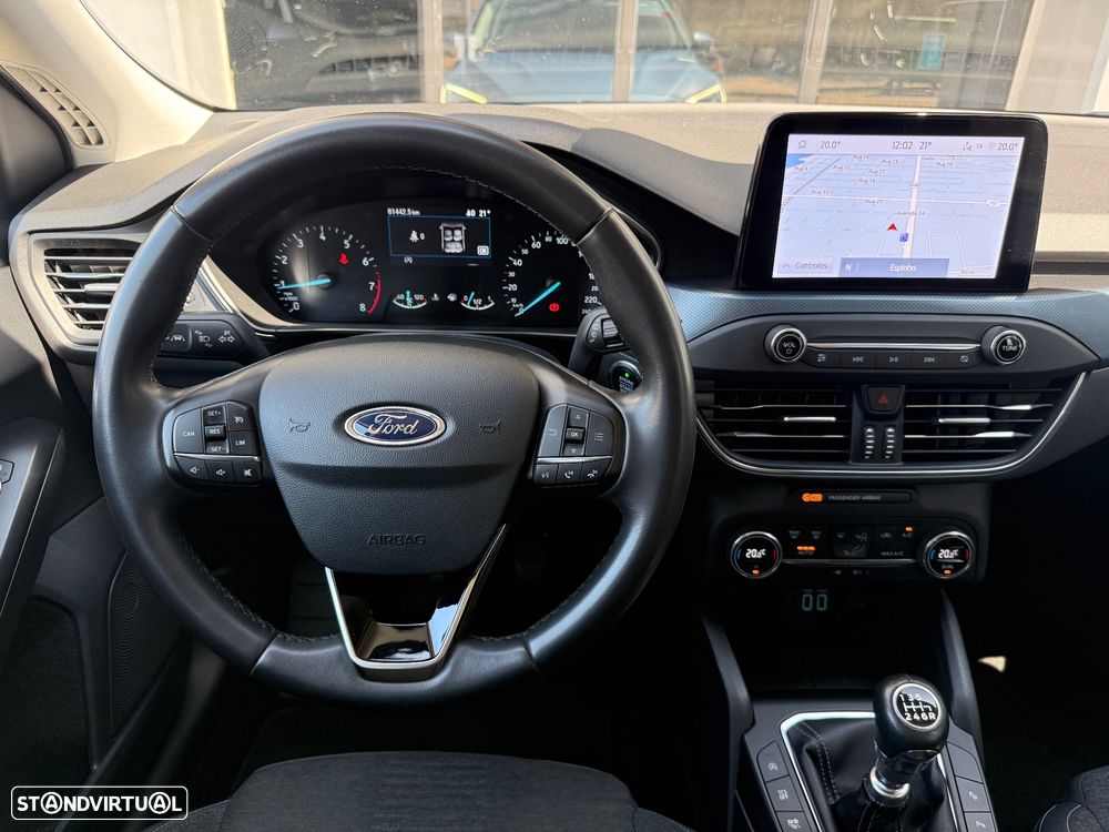 Ford Focus 1.0 EcoBoost Active X - 17