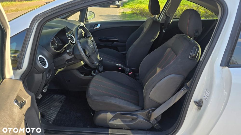 Opel Corsa 1.2 16V Enjoy - 4