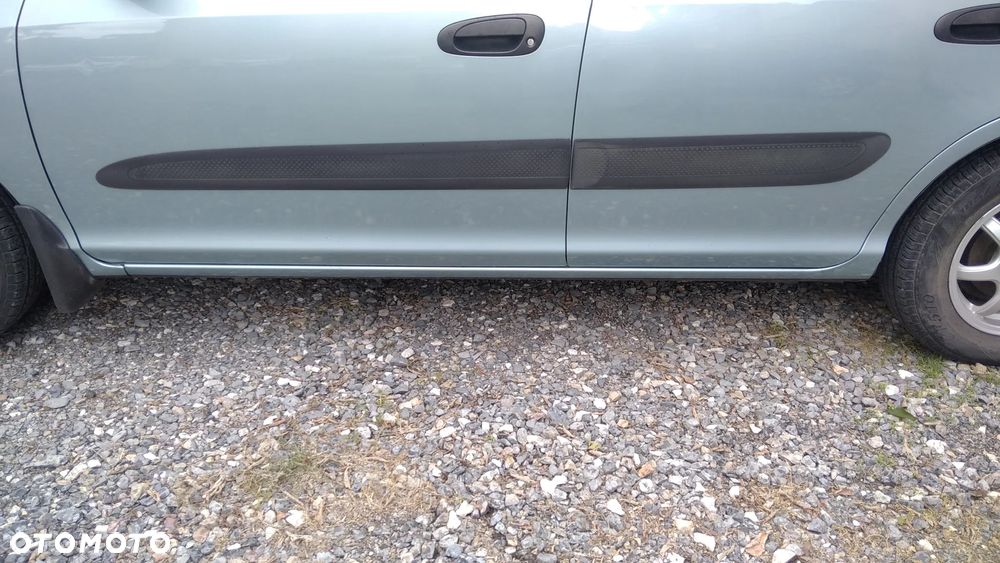 Honda Civic 1.4i - 8