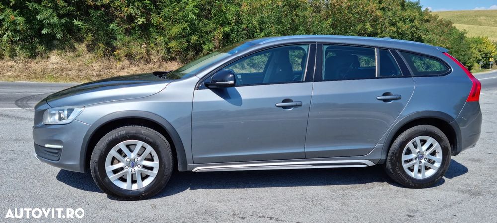 Volvo V60 D3 Kinetic - 5