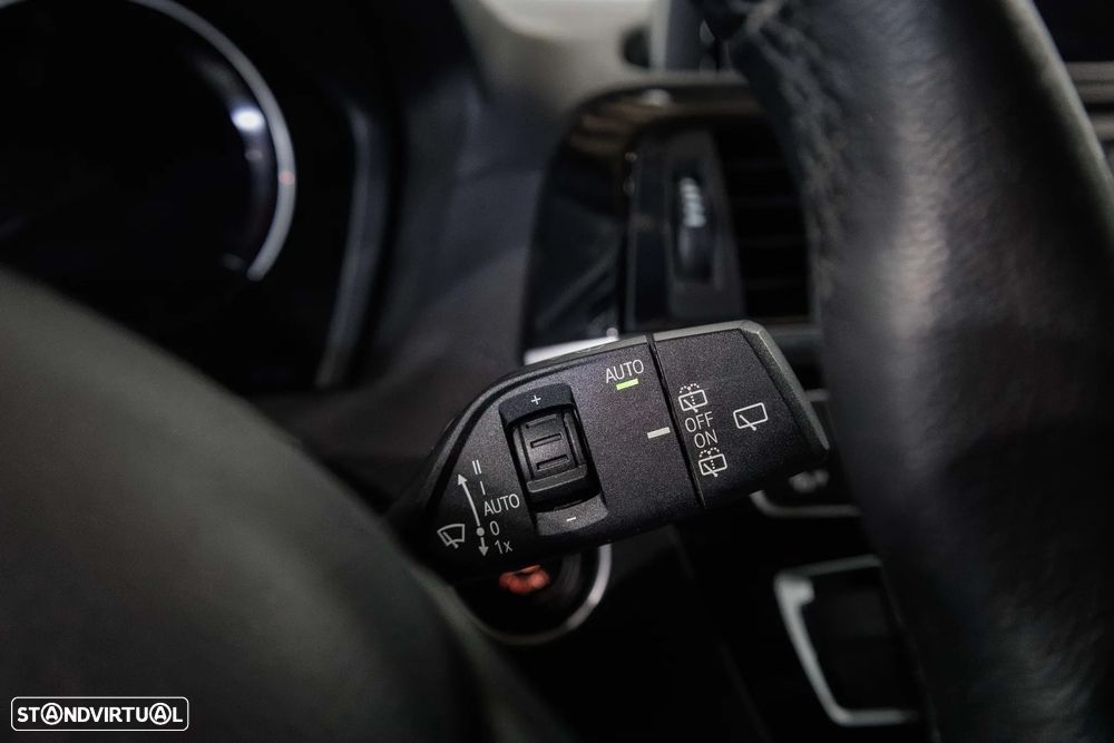 BMW 116 d Line Sport Shadow Auto - 24