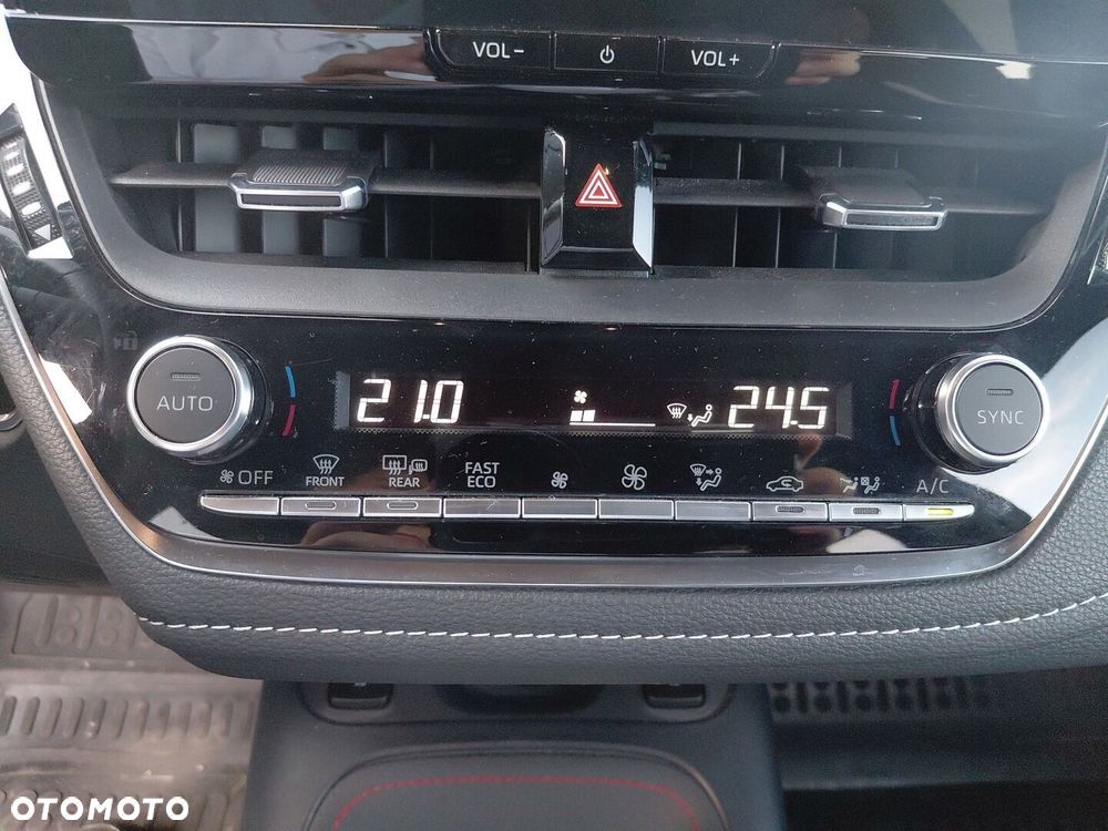 Toyota Corolla 1.8 Hybrid GR Sport - 24