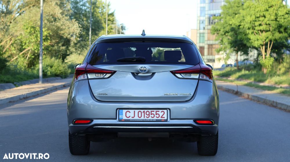 Toyota Auris - 33