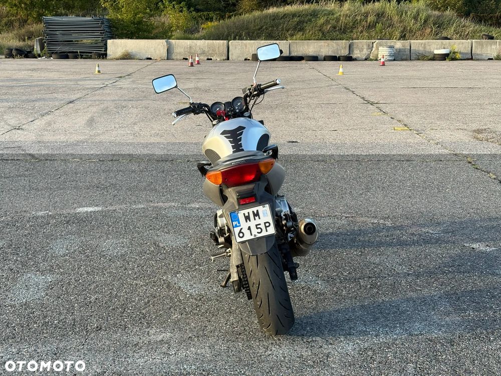 Honda CBF - 8