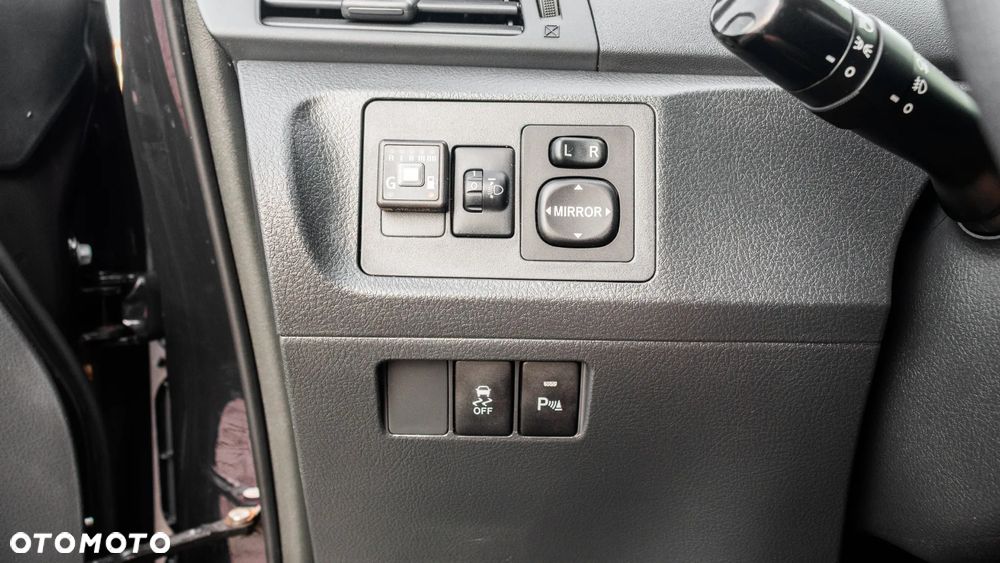 Toyota Verso 1.6 Sol EU5 - 15