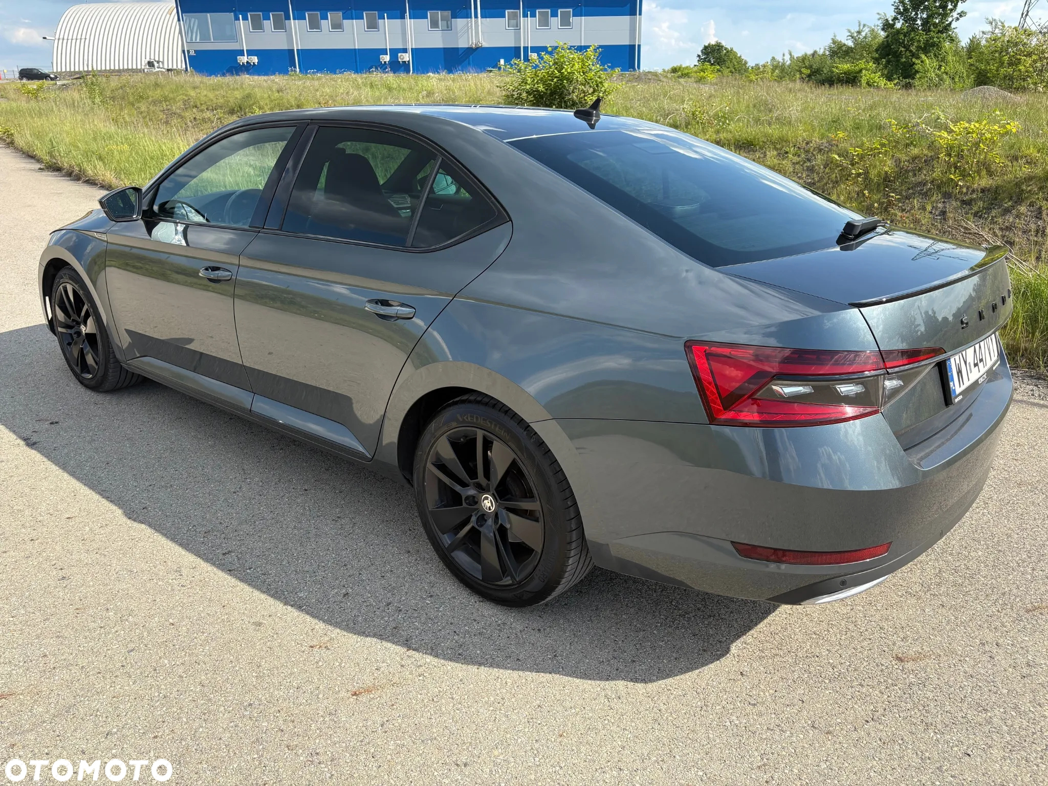 Skoda Superb 2.0 TDI 4x4 Sportline DSG - 2
