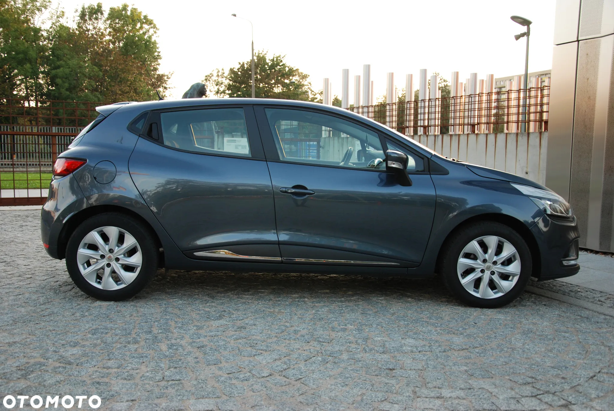 Renault Clio 0.9 TCe Alize - 11