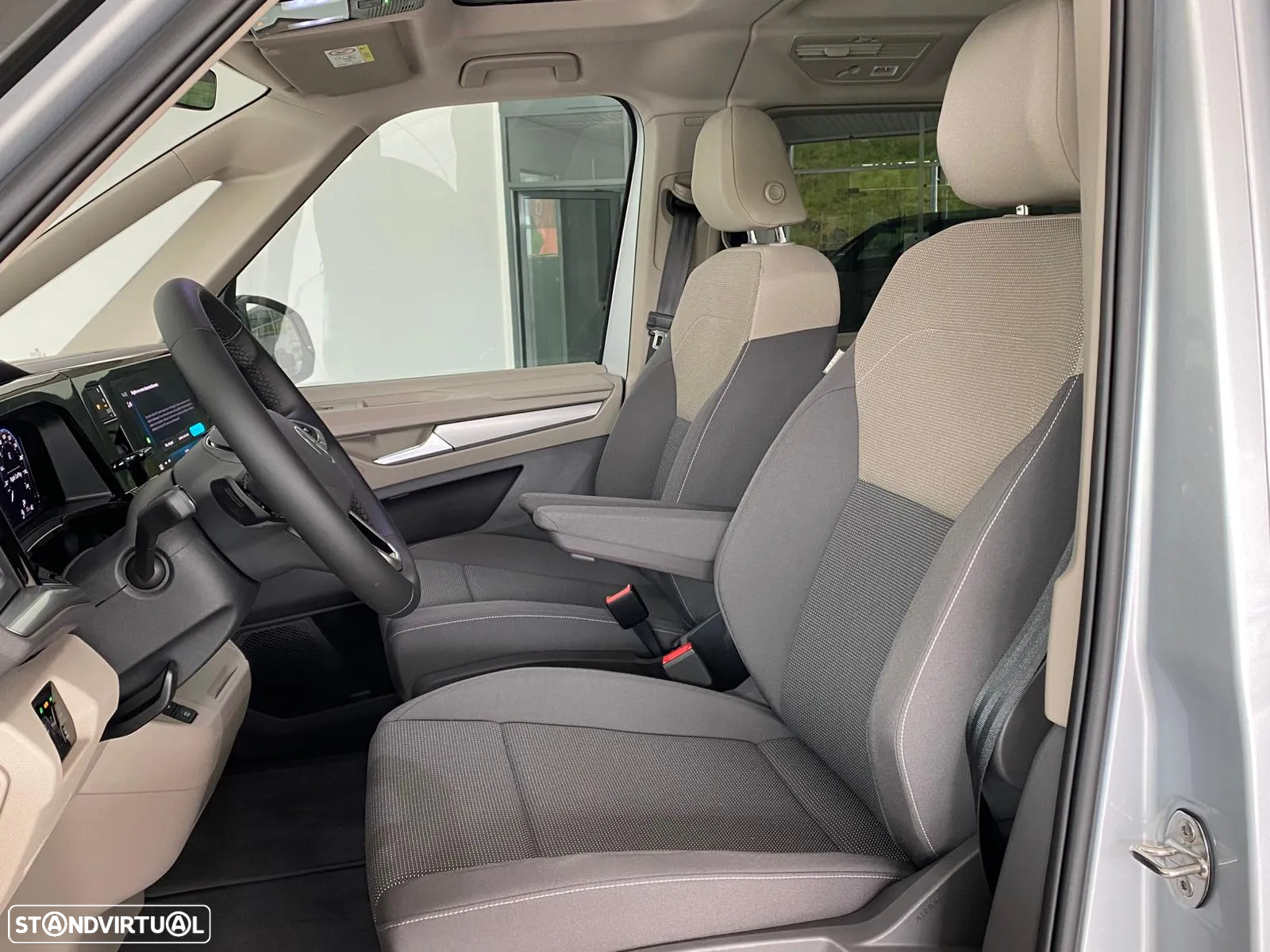 VW Multivan 1.5 TSI e-Hybrid Life DSG - 10
