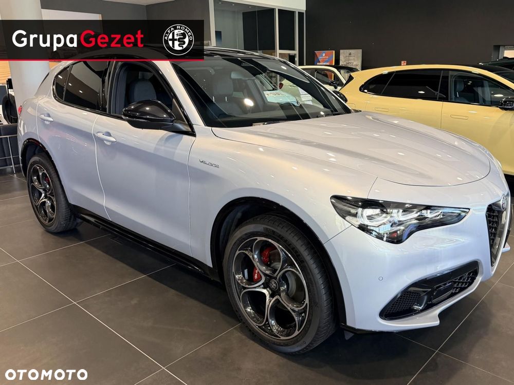 Alfa Romeo Stelvio - 4