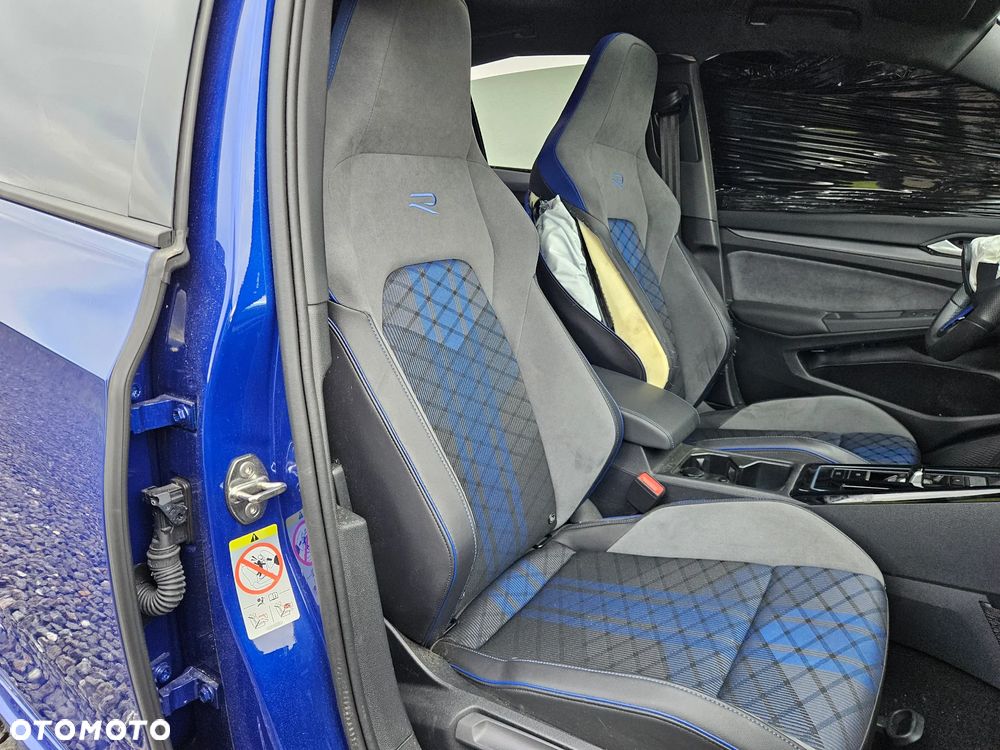 Volkswagen Golf 2.0 TSI OPF 4Motion DSG R - 16