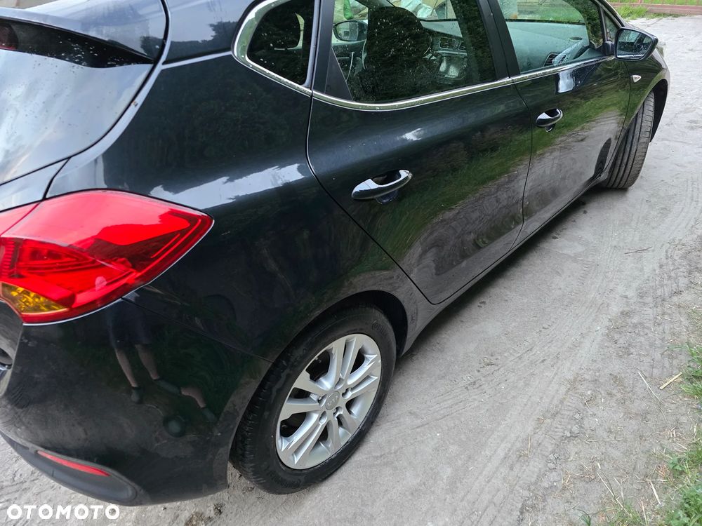 Kia Ceed 1.6 GDI L - 10