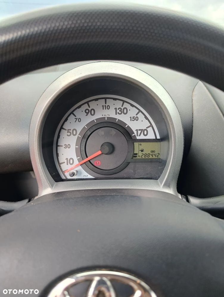 Toyota Aygo Standard - 17