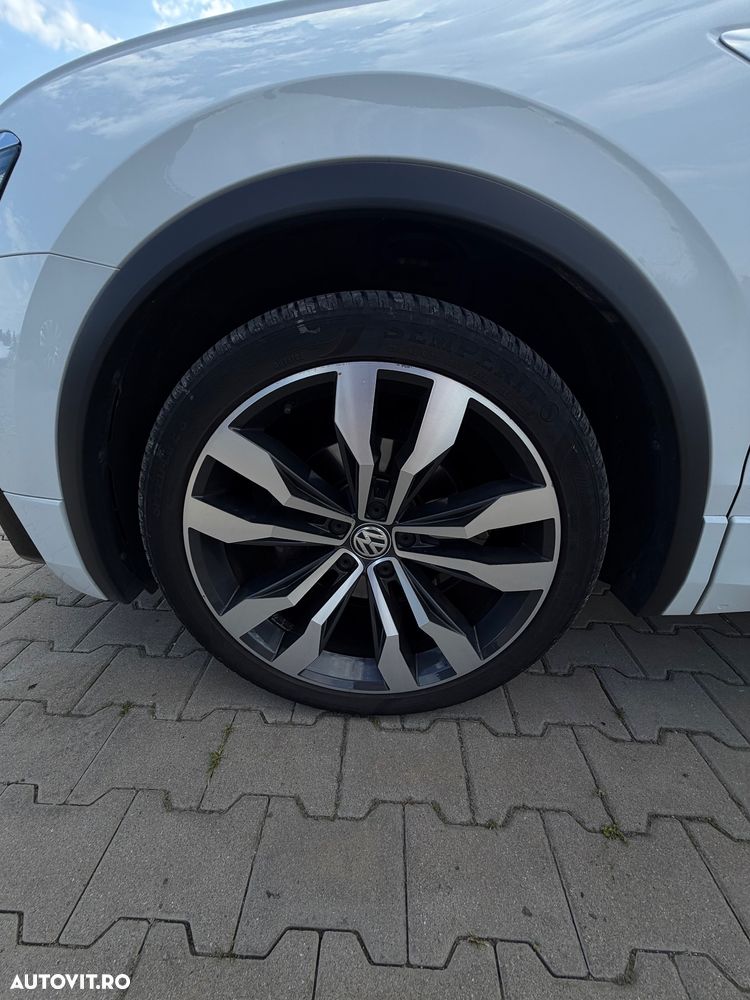 Volkswagen Tiguan - 23