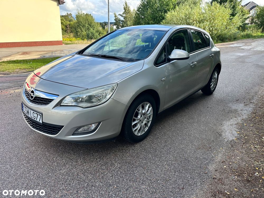Opel Astra 1.6 Essentia - 1