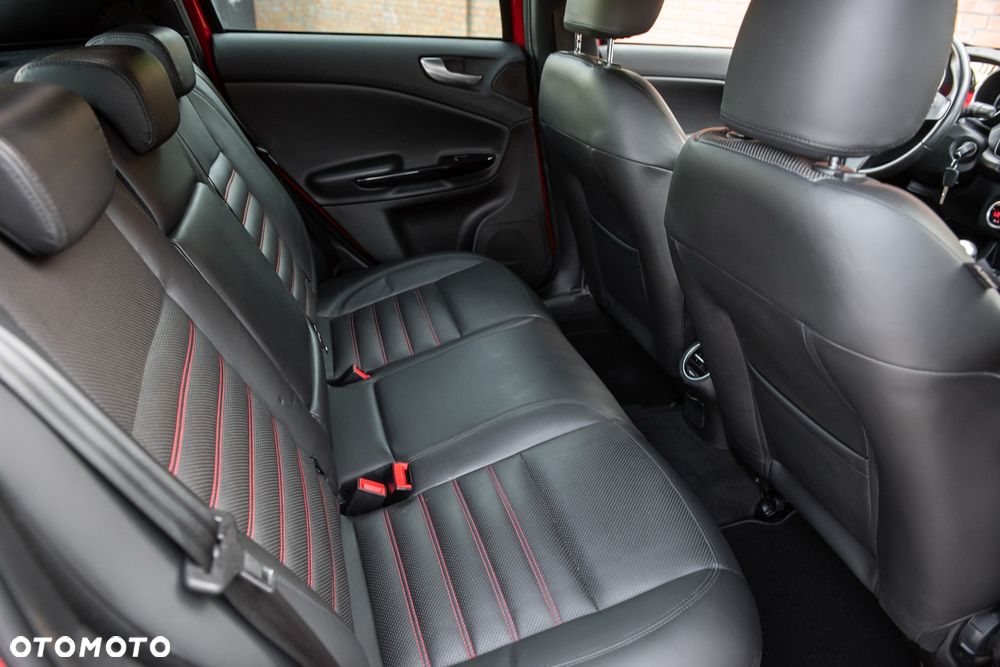 Alfa Romeo Giulietta 1.8 TBi 16V Quadrifoglio Verde - 30