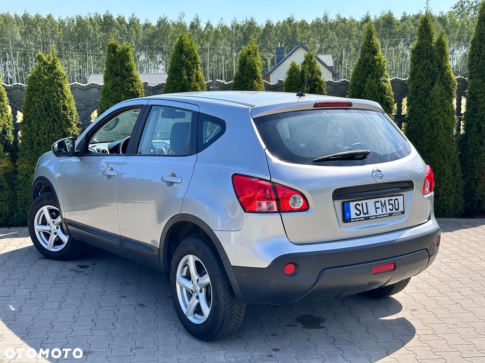 Nissan Qashqai 1.6 visia - 12