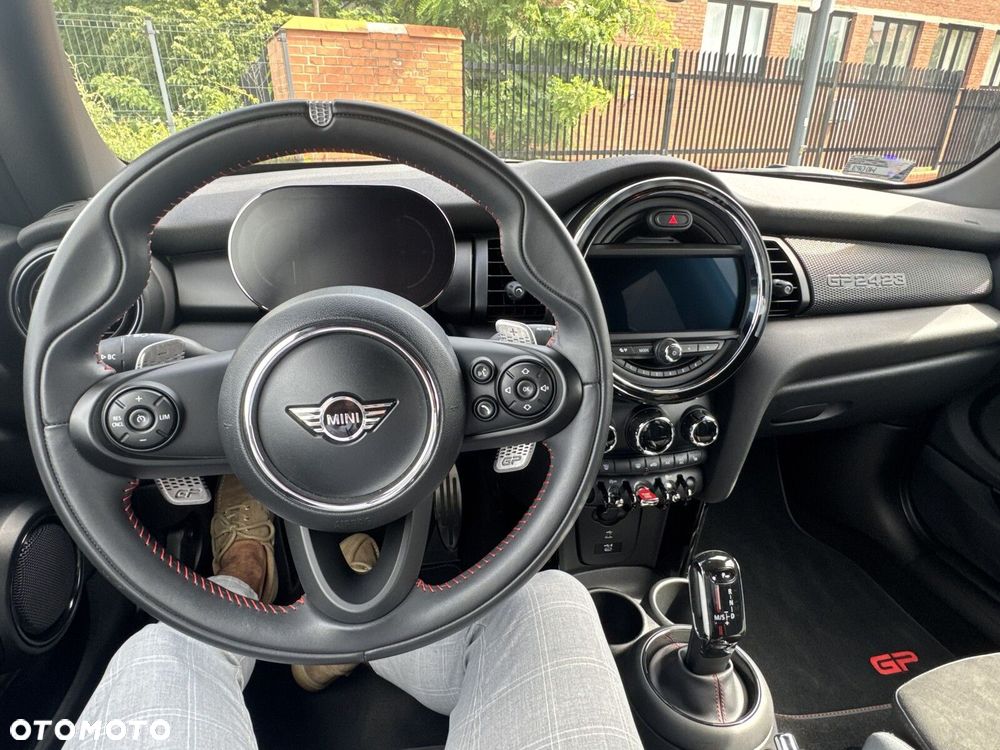 MINI John Cooper Works - 15