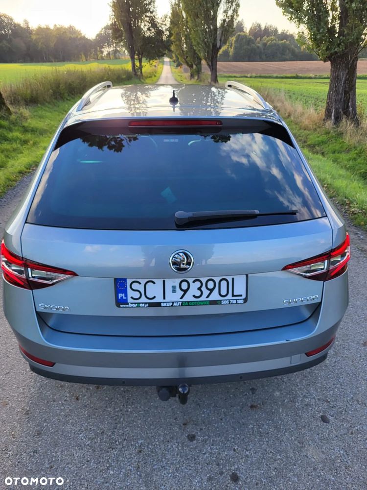 Skoda Superb Combi 1.6 TDI GreenLine - 3