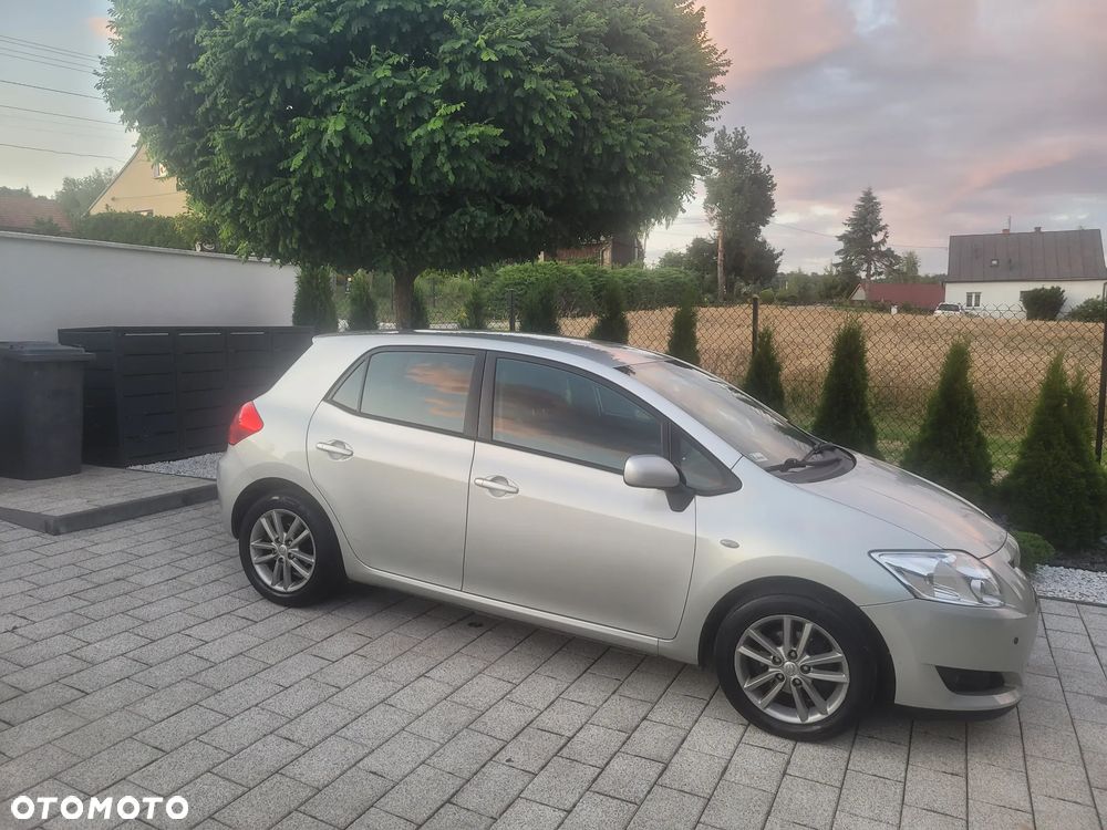 Toyota Auris - 3