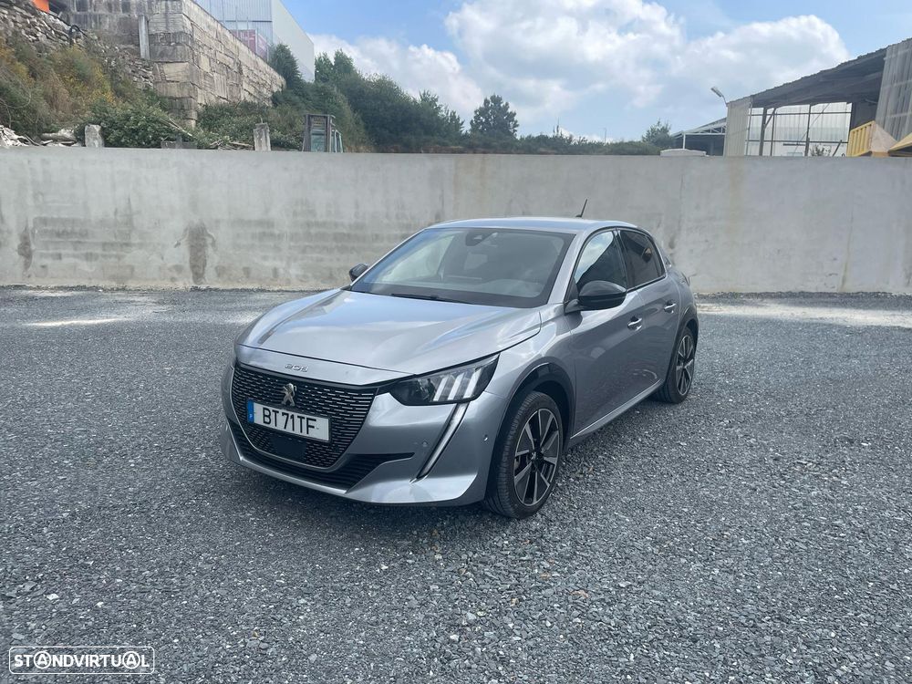 Peugeot e-208 GT - 1