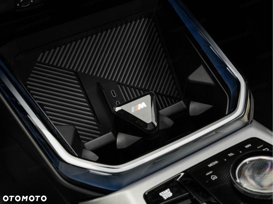 BMW X3 xM50 mHEV - 12