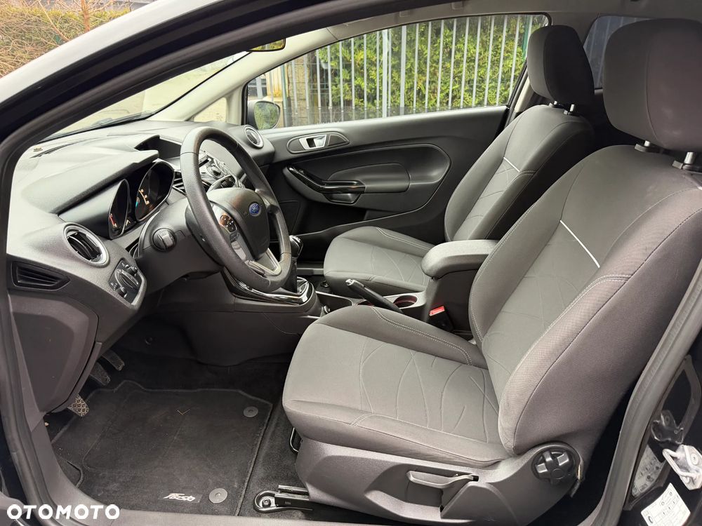 Ford Fiesta - 22