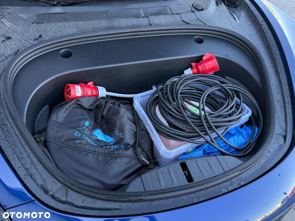 Tesla Model 3 RWD - 11