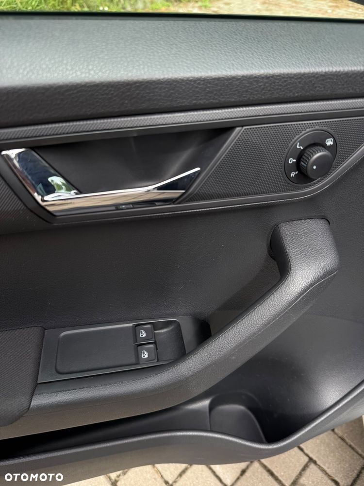 Skoda Fabia 1.0 Ambition - 16