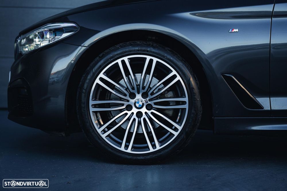 BMW 520 d Pack M Auto - 16