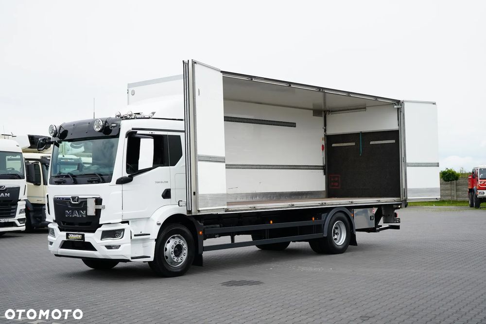 MAN TGM / 18.290 / ACC / EURO 6 / IZOTERMA + WINDA / 18 PALET / OTWIERANY BOK - 11