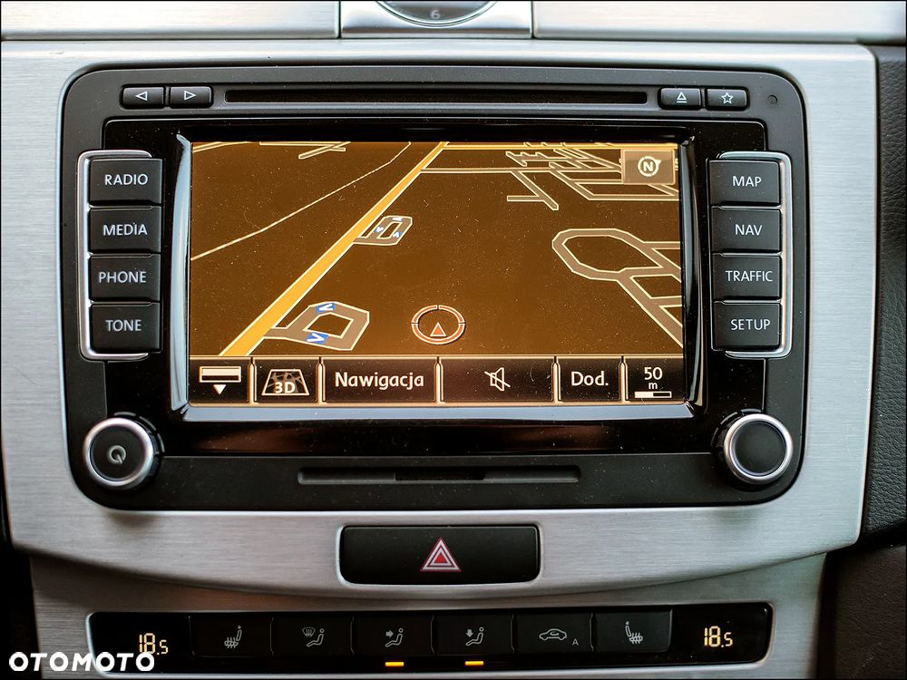 Volkswagen Passat - 24