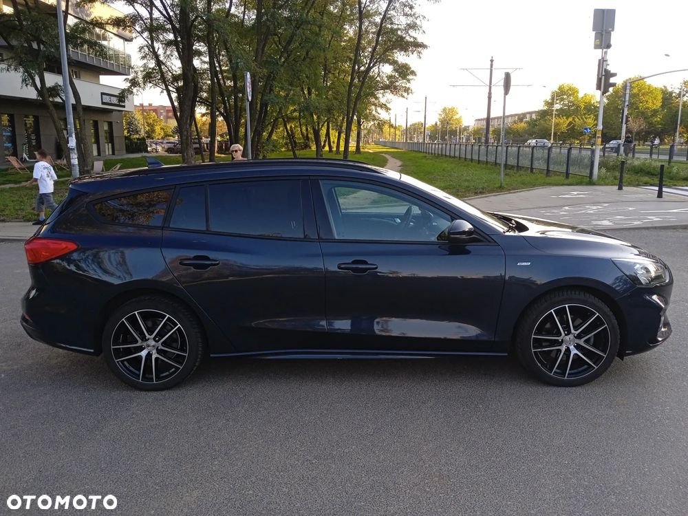 Ford Focus - 25