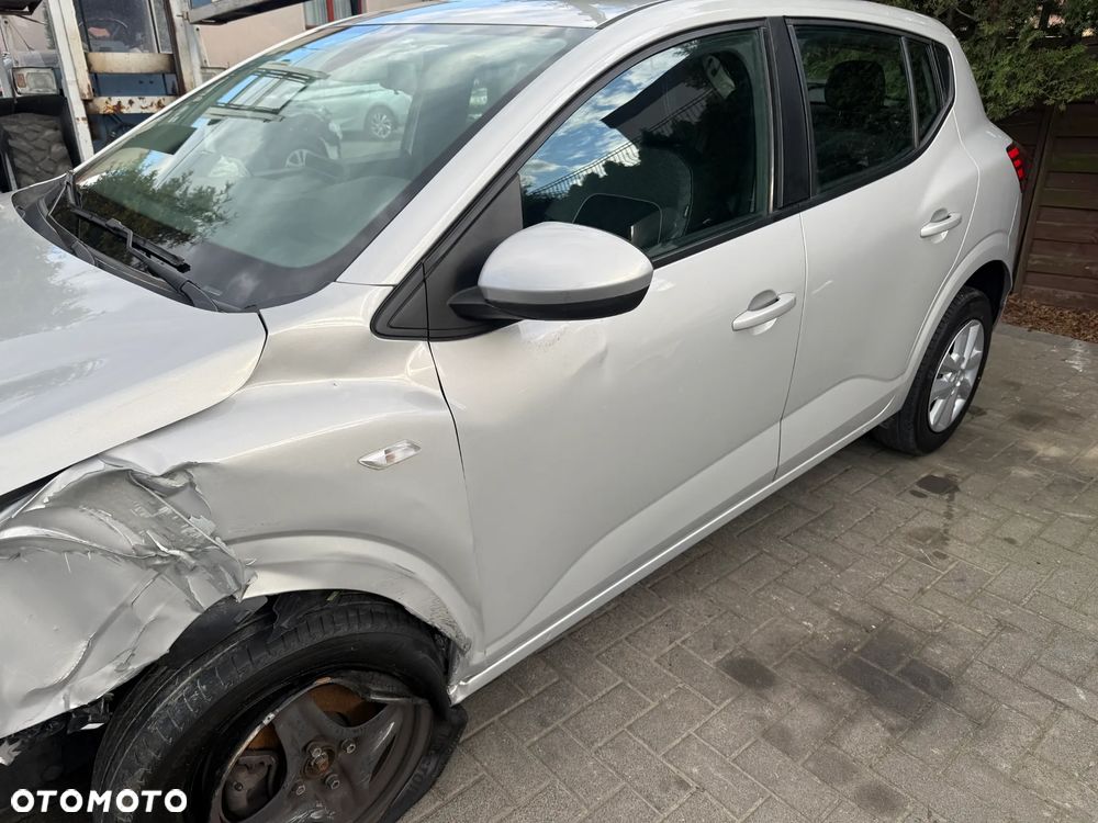 Dacia Sandero 1.0 TCe Laureate S&S - 24