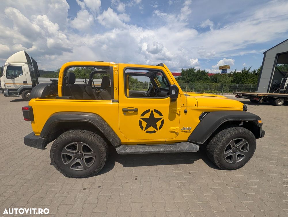 Jeep Wrangler - 14
