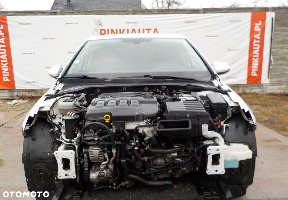 Volkswagen Golf - 4