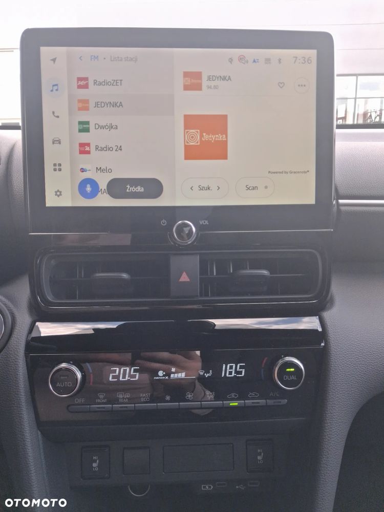 Toyota Yaris Cross Hybrid 1.5 Executive - 17