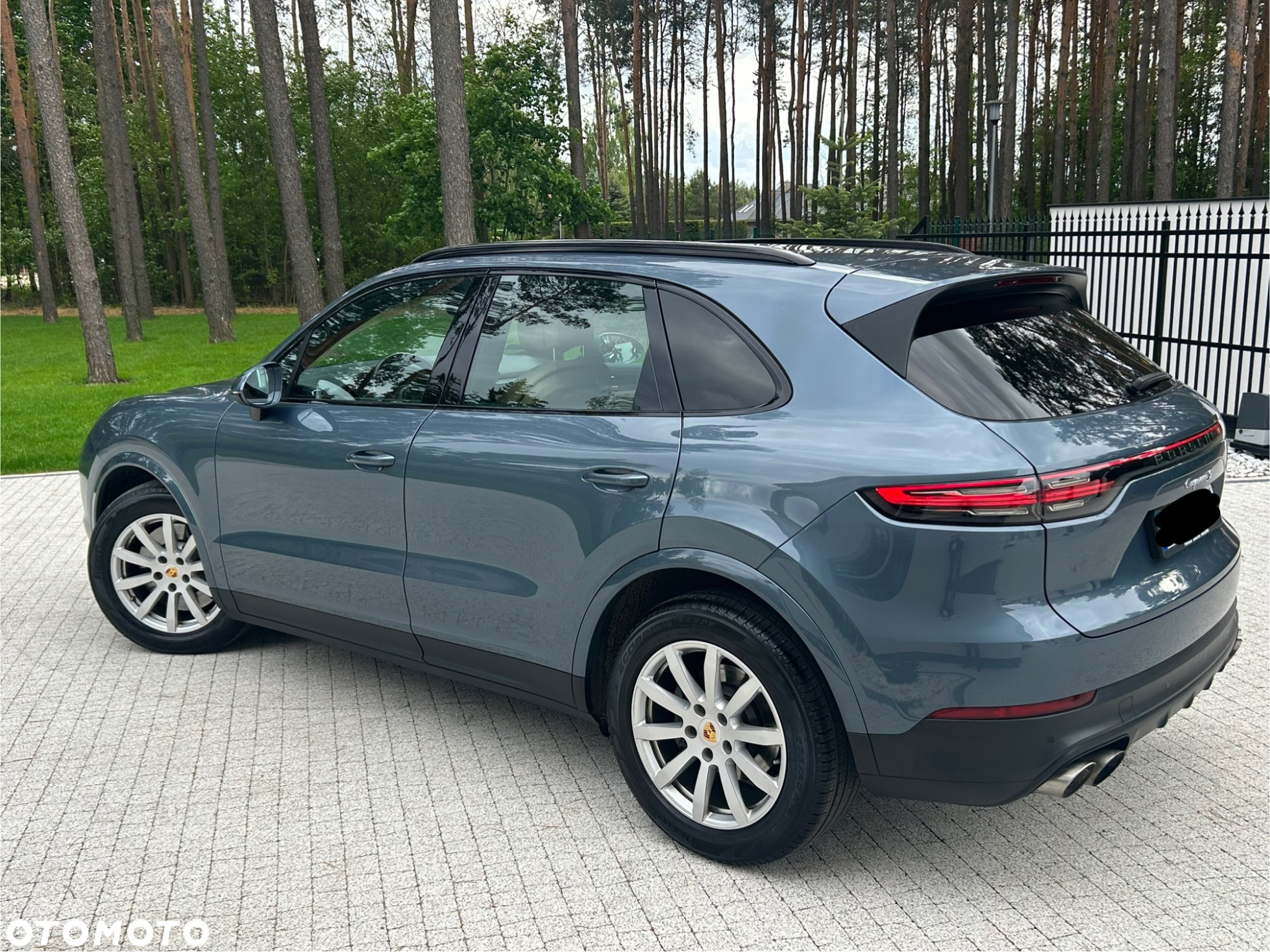 Porsche Cayenne S - 4
