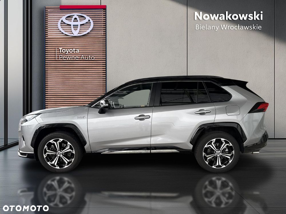 Toyota RAV4 - 2