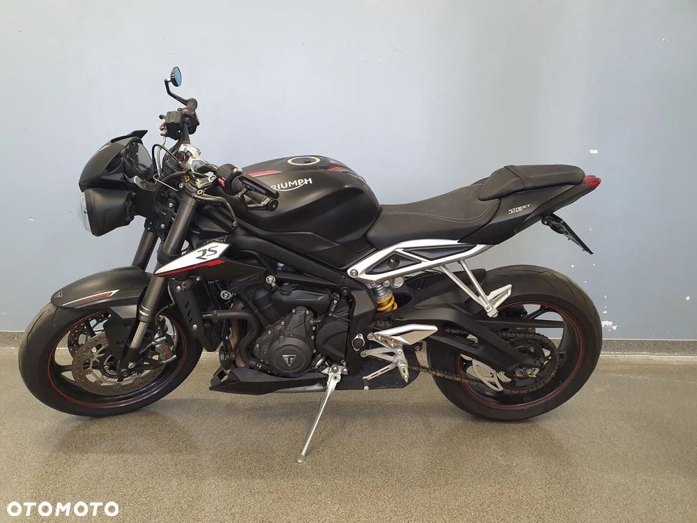 Triumph Street Triple - 1