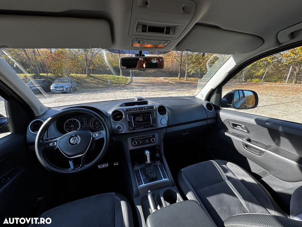 Volkswagen Amarok - 12