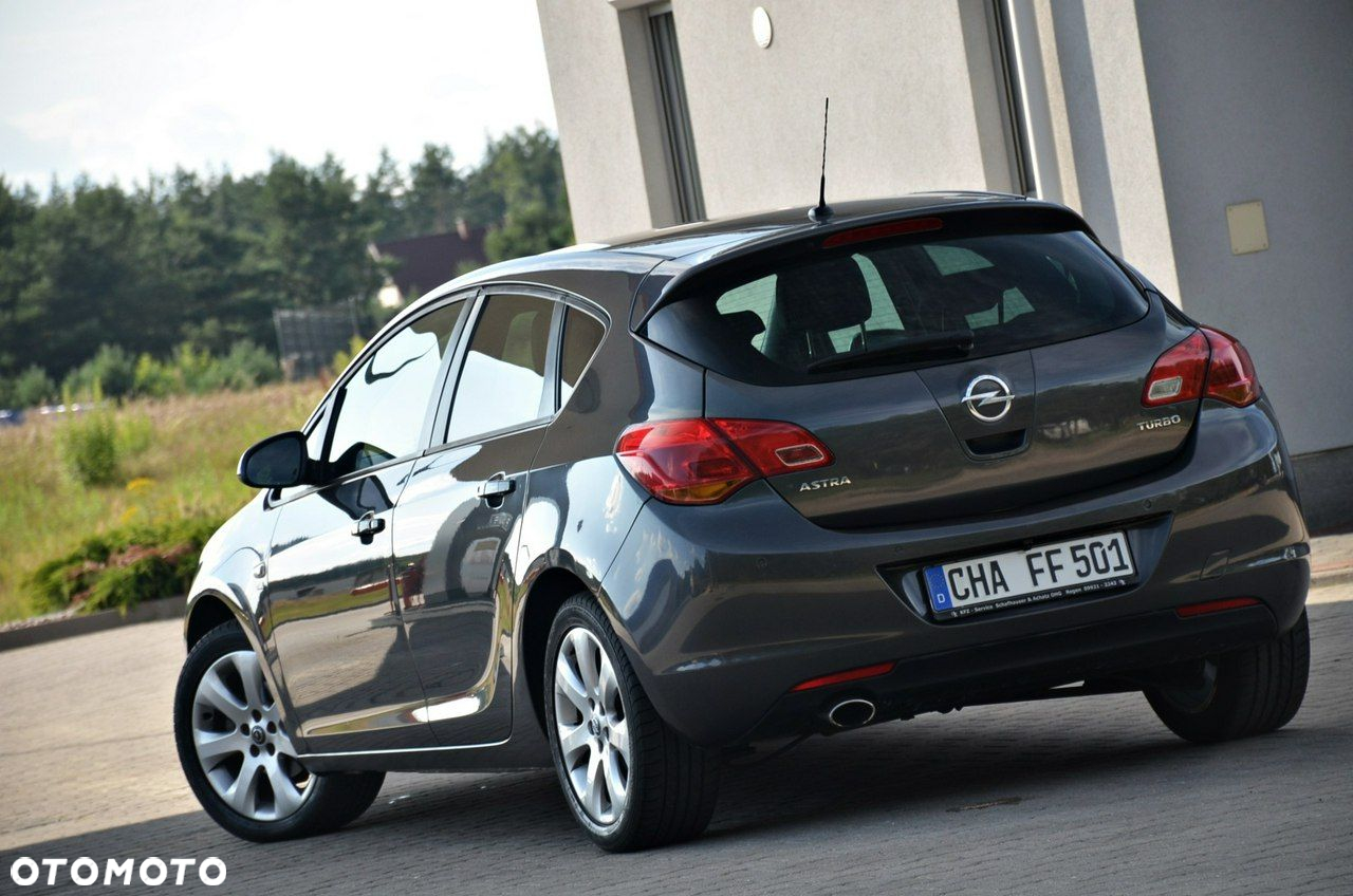 Opel Astra - 11