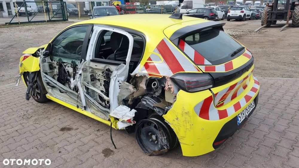 Peugeot 208 1.2 PureTech Business S&S - 13