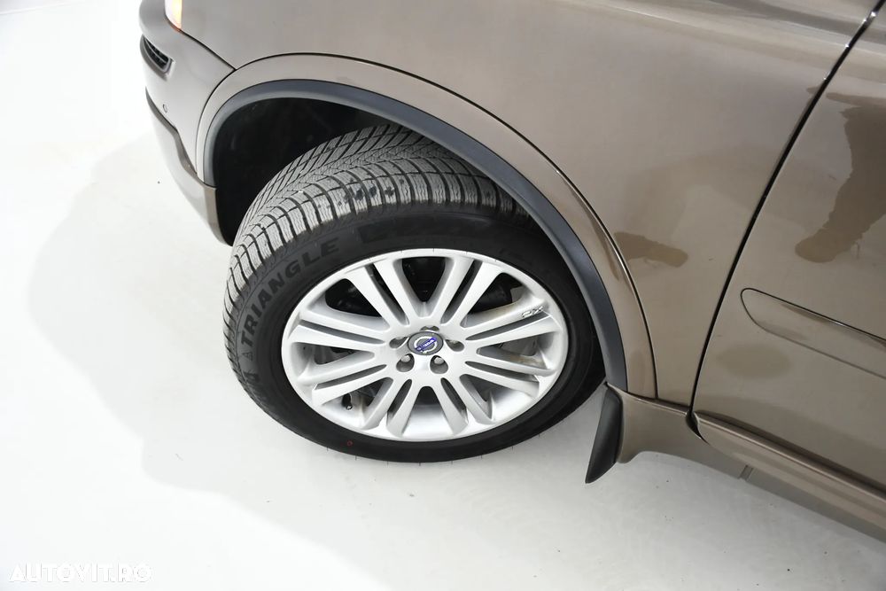 Volvo XC 90 D5 AWD Geartonic Summum - 20